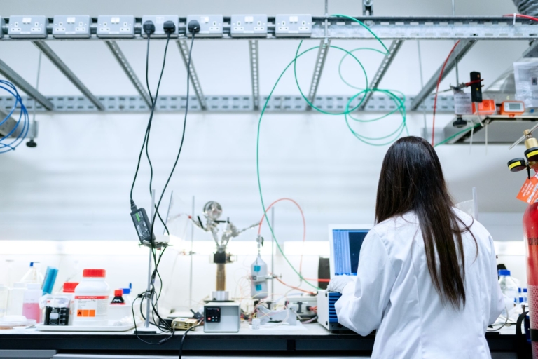 EPFL, Araştırma Laboratuvarları İçin Karbon Hesaplayıcı Geliştirdi
